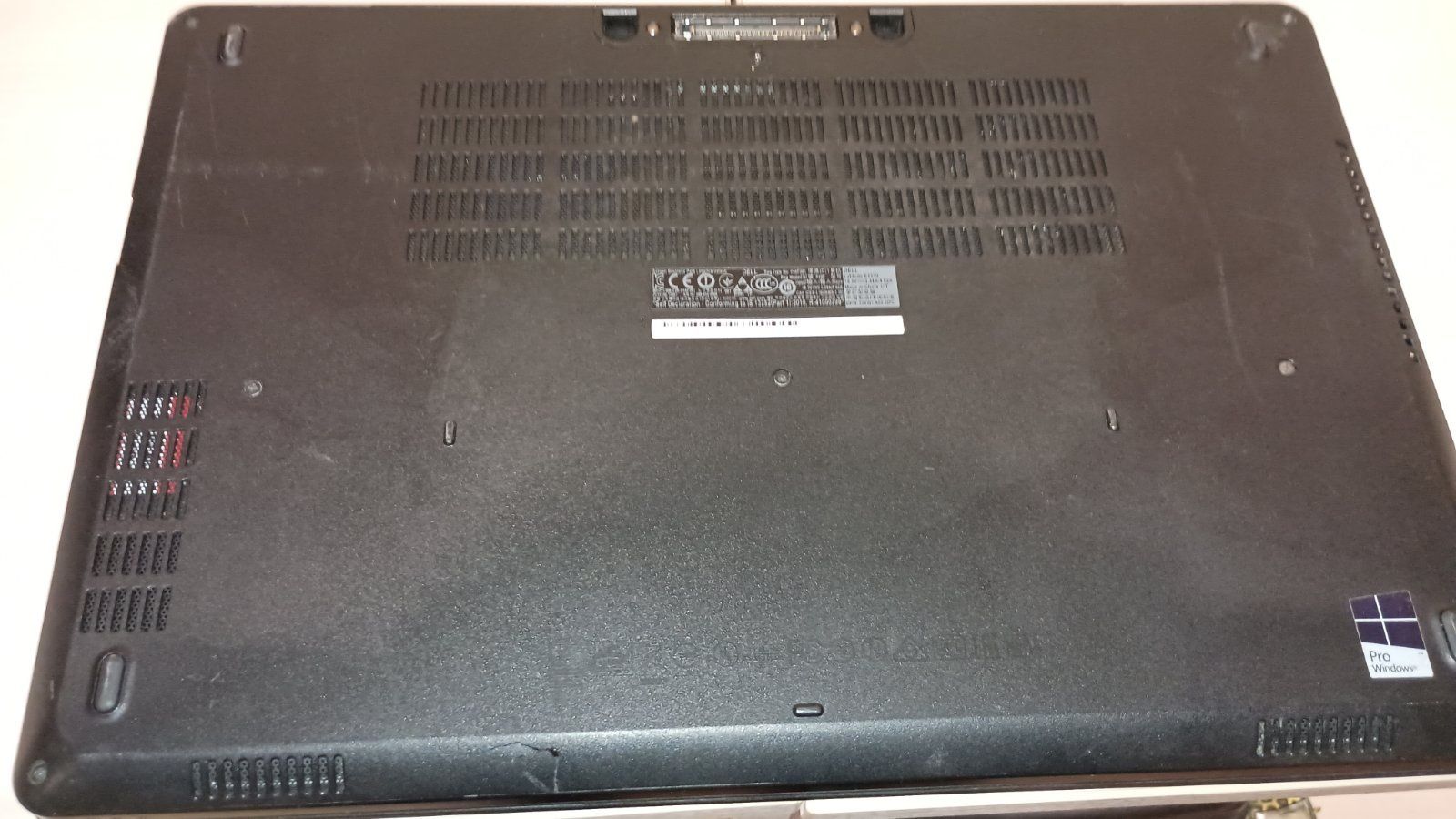 Нотбук Dell Latitude E5570