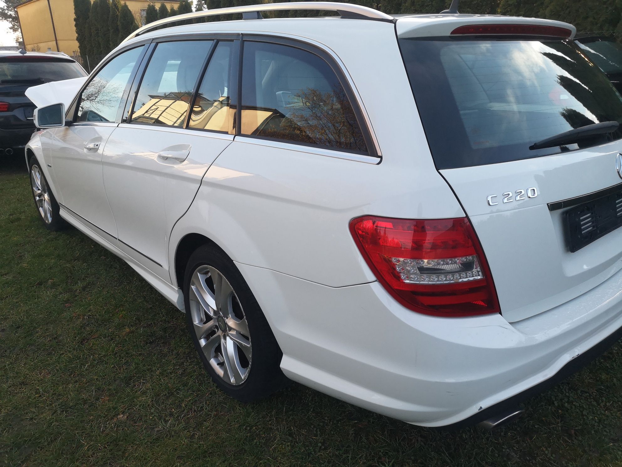 Mercedes C220 cdi lift 2011 W204 pakiet AMG