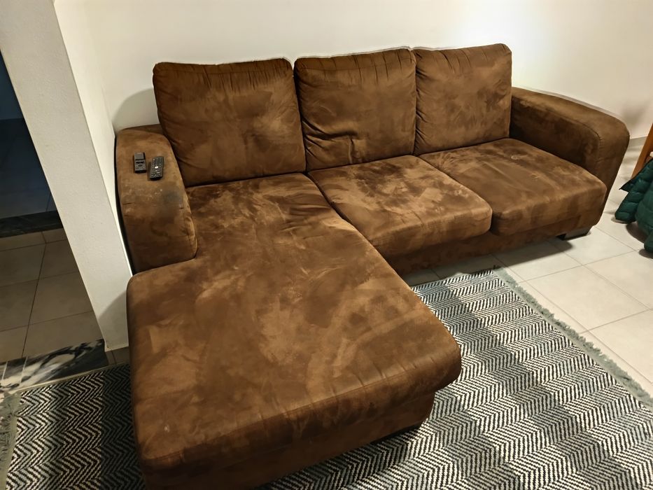 Sofá com três lugares