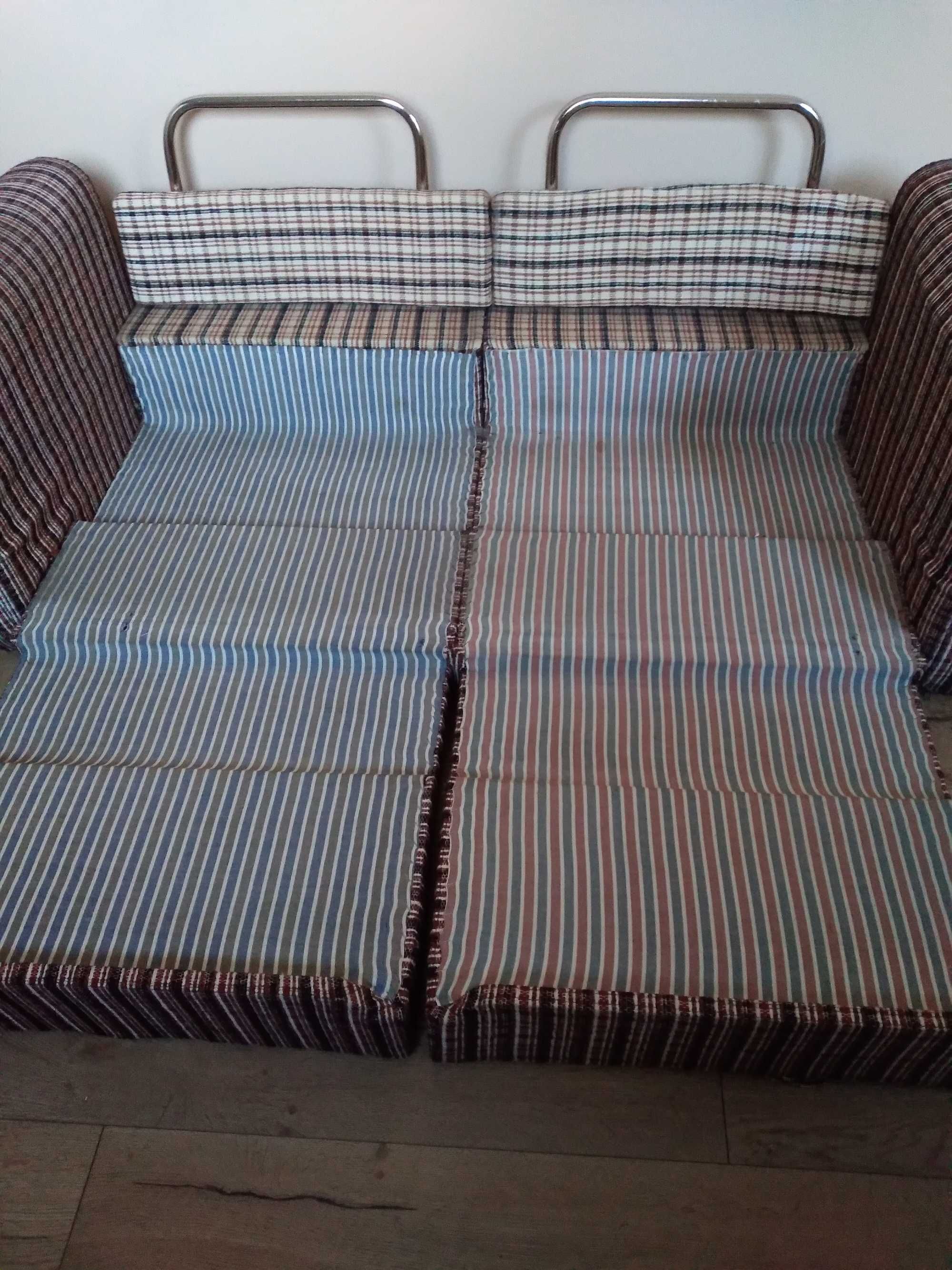 sofa szer.160 cm, używana