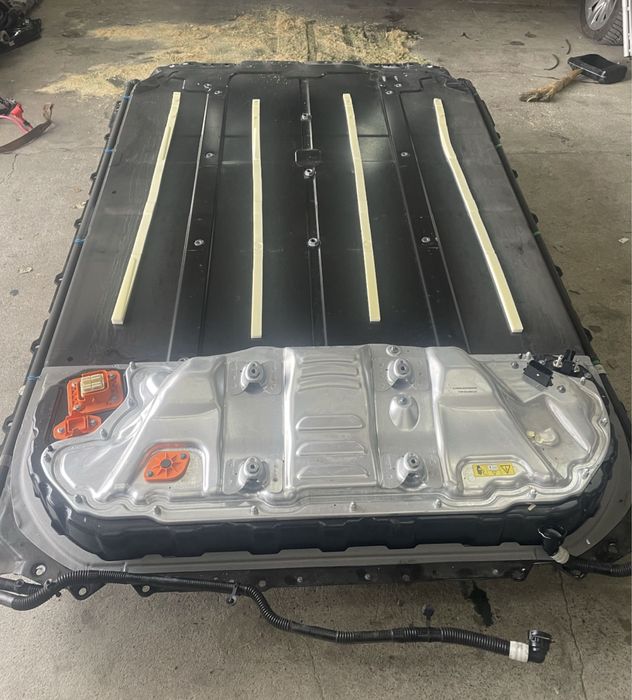 Батарея тесла 3/у 75 2019