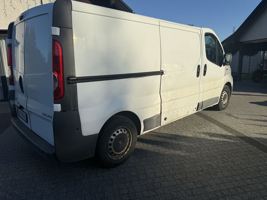 Opel Vivaro 2012 2.0 90km