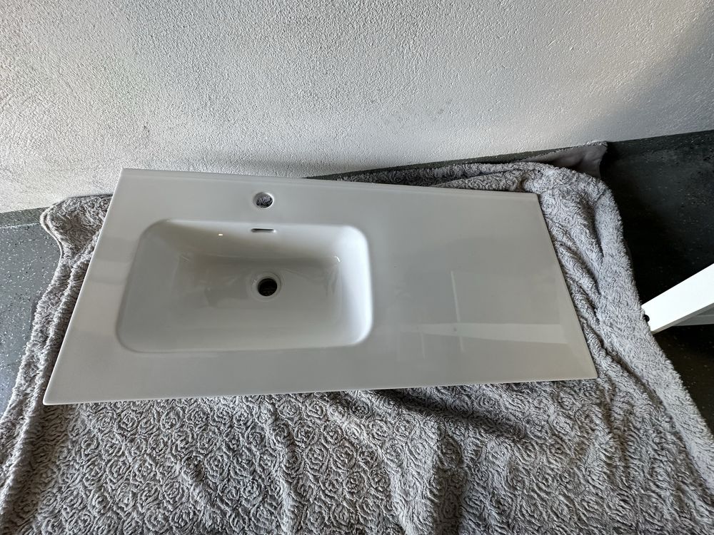 Umywalka Skappa white Elita 100 Lewa