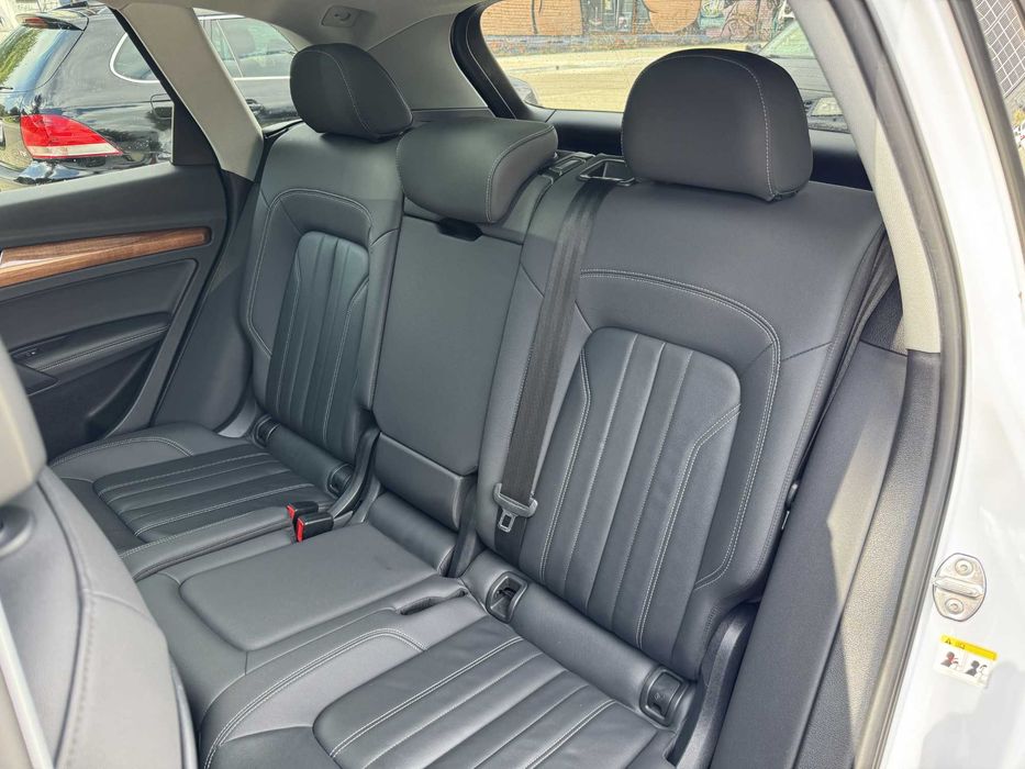 Audi Q5 2021 Свіжопригнана гібрид