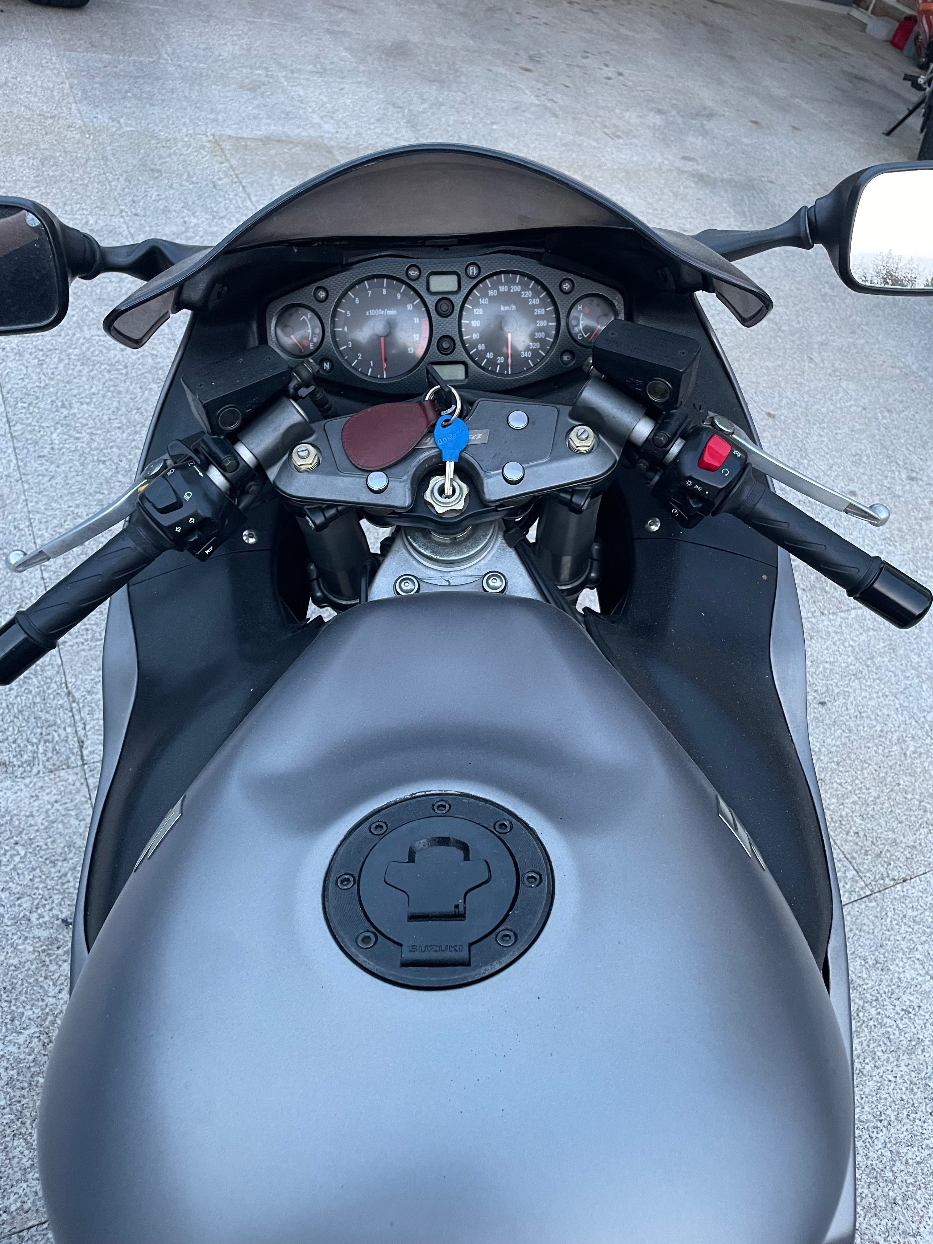 Suzuki Hayabusa GSX1300R