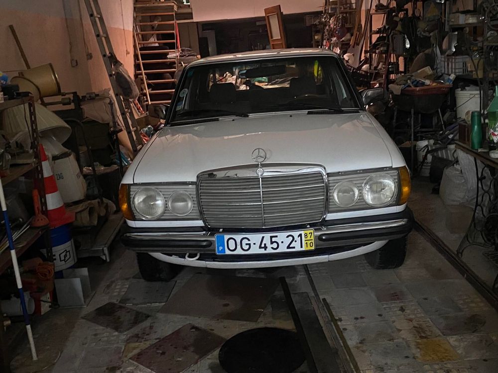 Mercedes w123 300D