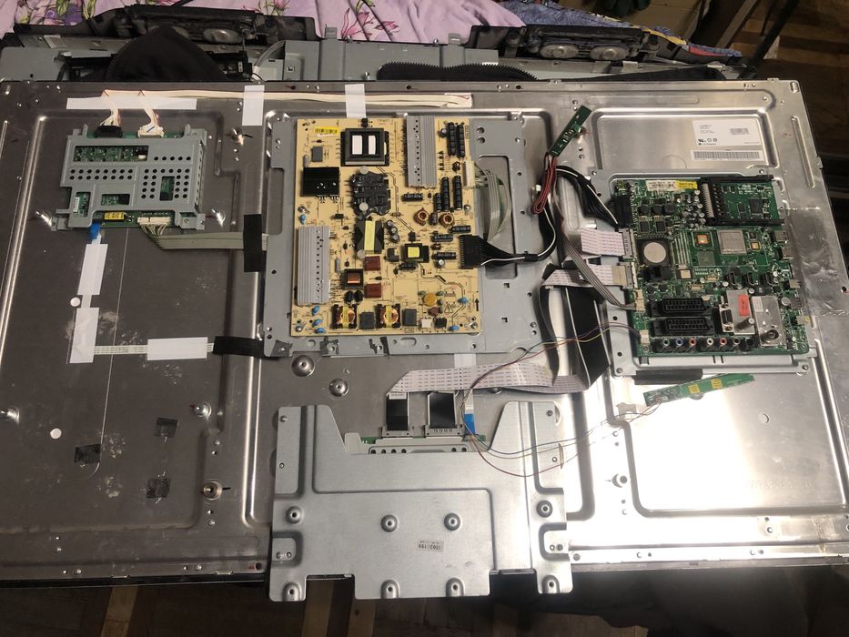 Запчасті на телевізор LG42