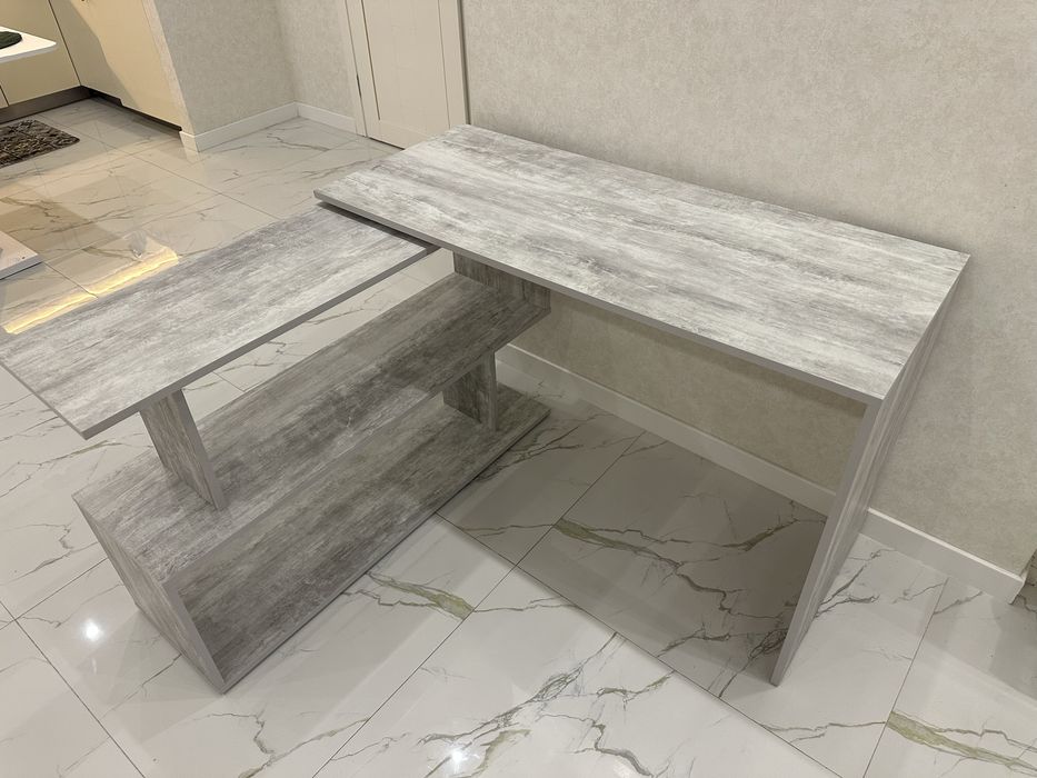 Стіл розкладний сірий