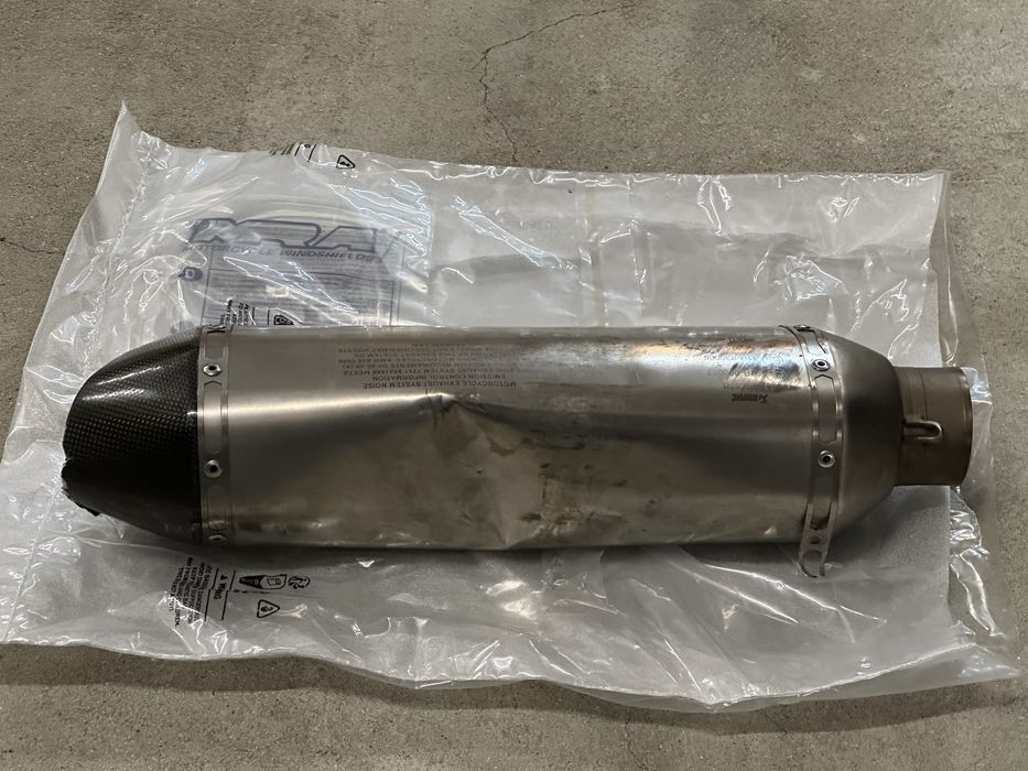 Akrapovic S1000rr / HP4 Competition