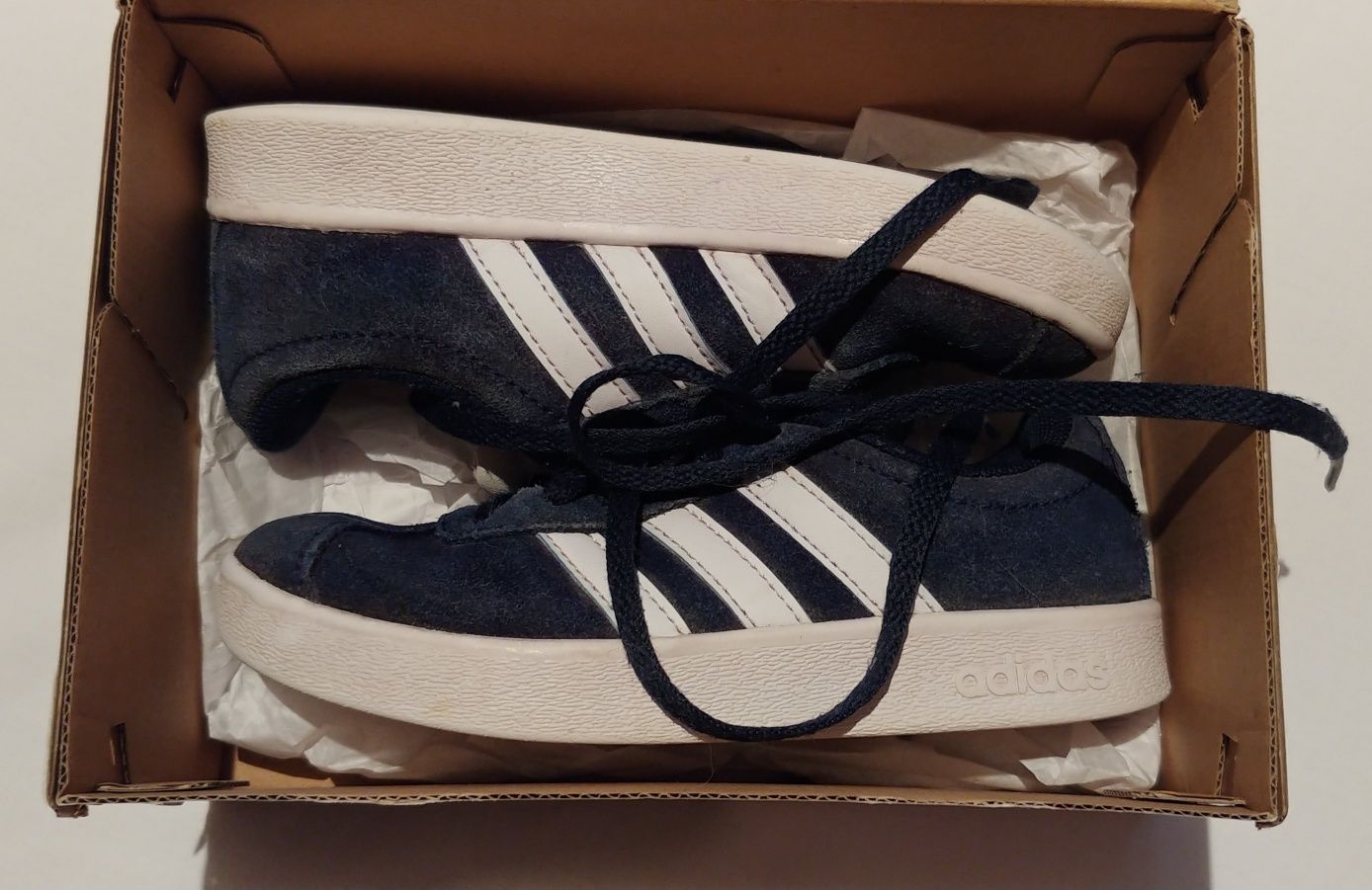 Adidasy Zamszowe 28