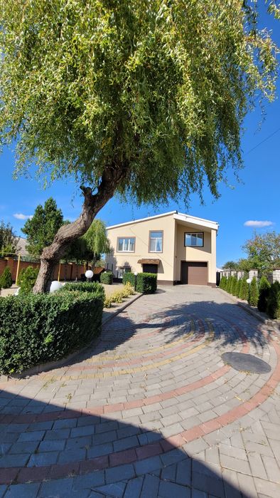 Продаю будинок вул. Дж. Конрада