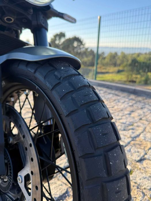 Husqvarna Svartpilen 401