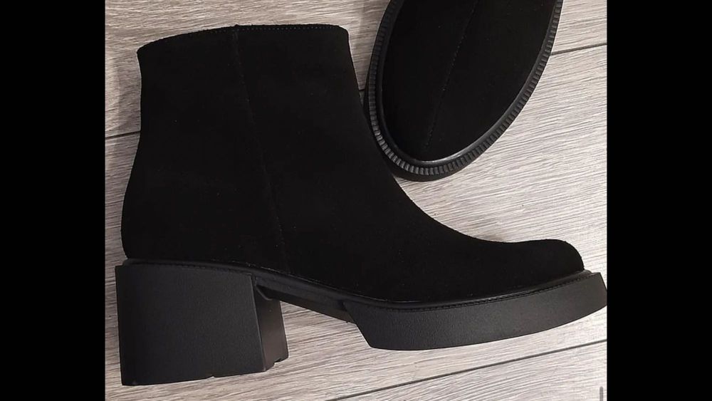 Ботильйони 39 розмір натуральна замша