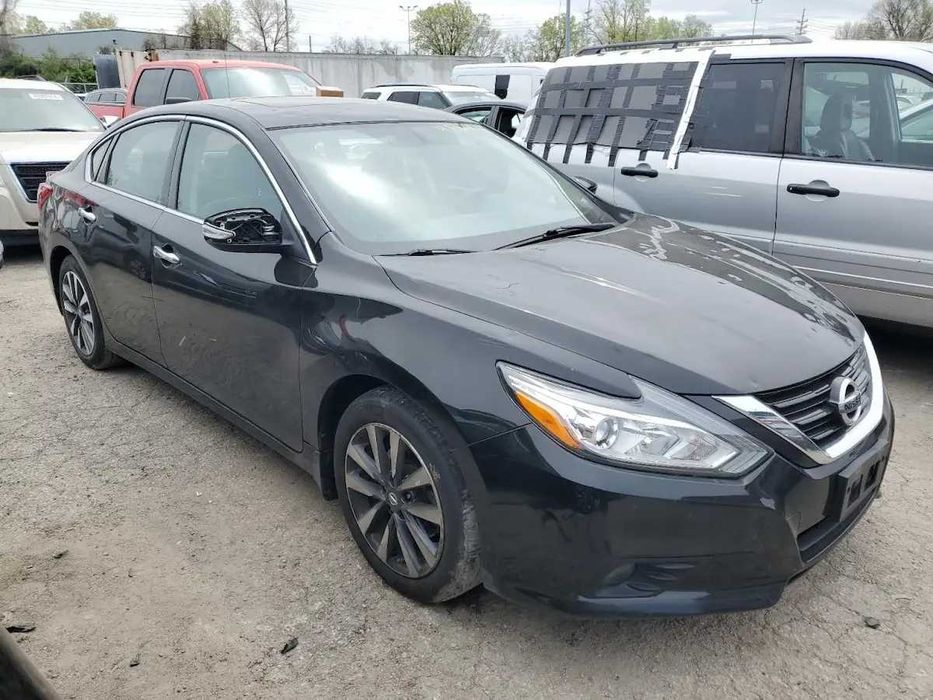Капот та інше Nissan Altima III IV V VI розборка
