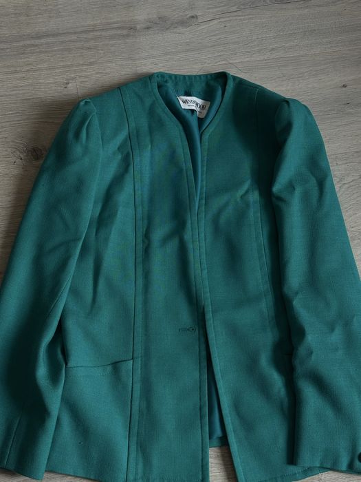 Классный стильный теплый пиджак цвет вживую  шикарный