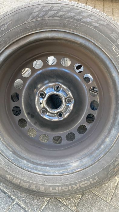 Koło zapasowe 16" VW Passat B6 i B7. Opona zimowa Nokian 205/55R16