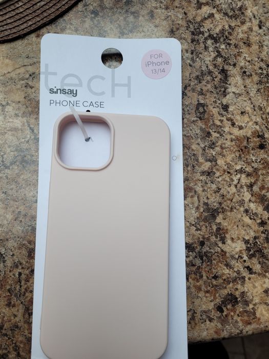 Case pudrowy roz iphone 13 14