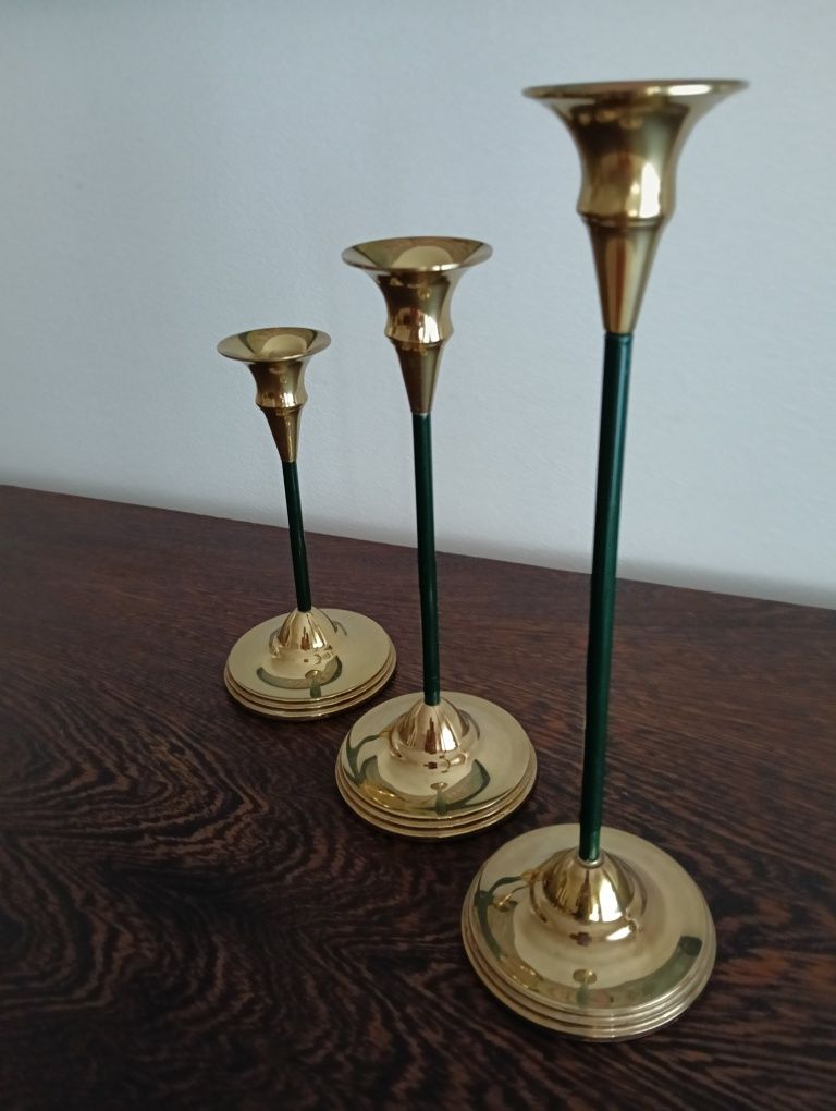 3 castiçais em excelente estado de latão