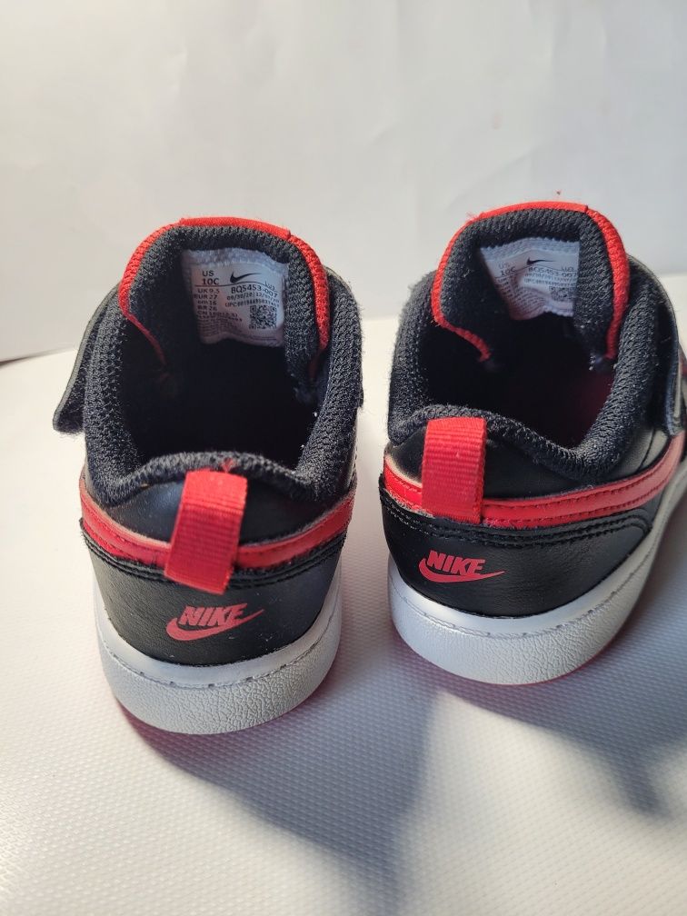 Buty dziecięce sportowe Nike 27