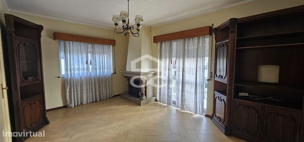 Moradia T3+T1 Em Caldas de Vizela