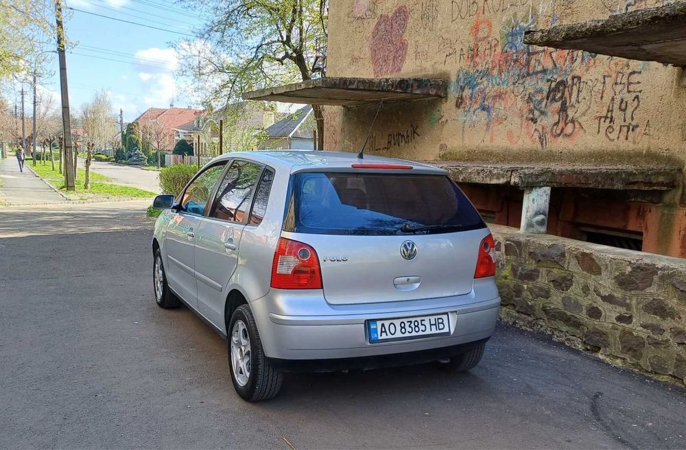 VW   Polo    2002  рік