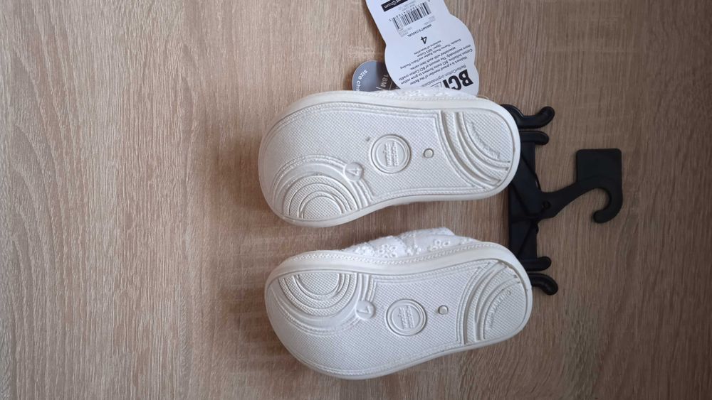 Нові кросівки кеди топіки пінетки