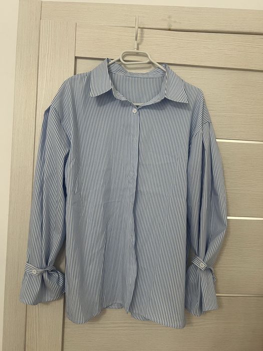 Сорочка голуба стильна