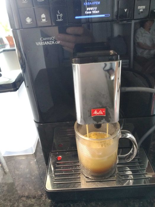 Кавомашина Melitta Caffeo Varianza CSP з малим «пробігом»