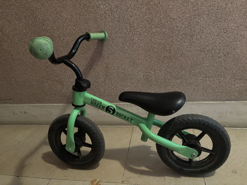 Chicco green rocket 5