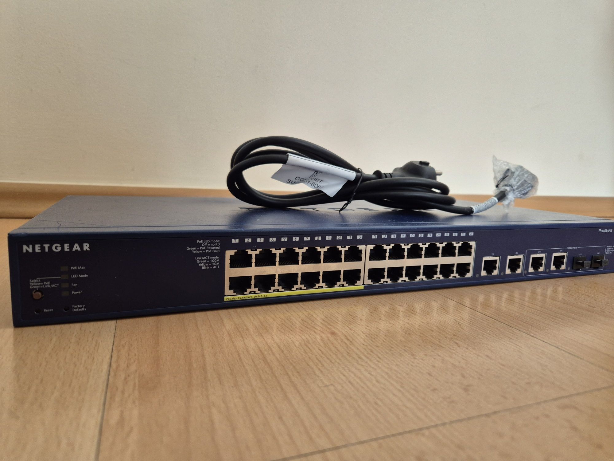 Switch D-Link DGS 1210 28p / DES 1210 28p / Netgear ProSafe