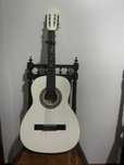 Guitarra clássica pequena  branca