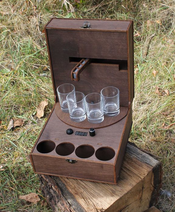 Автобармен – автоматичний дозатор для напоїв, 2 режими, 4 чарки, USB