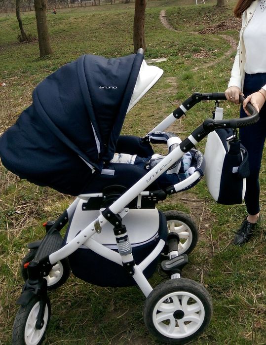 Коляски  дитячі.