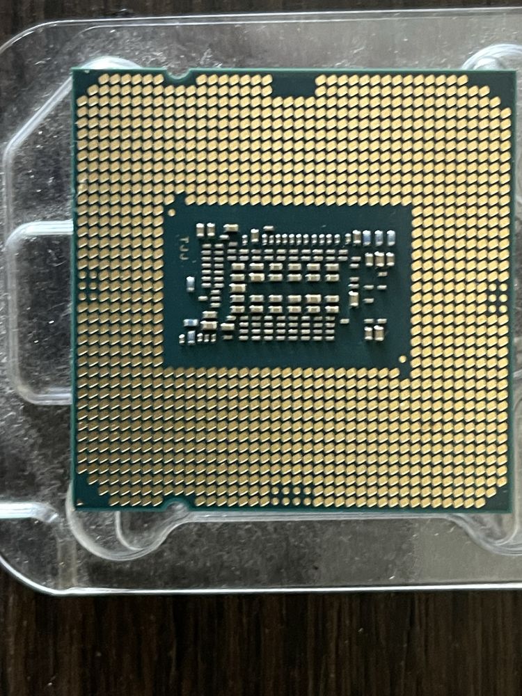 Процессор i3  intel core I3-10100F