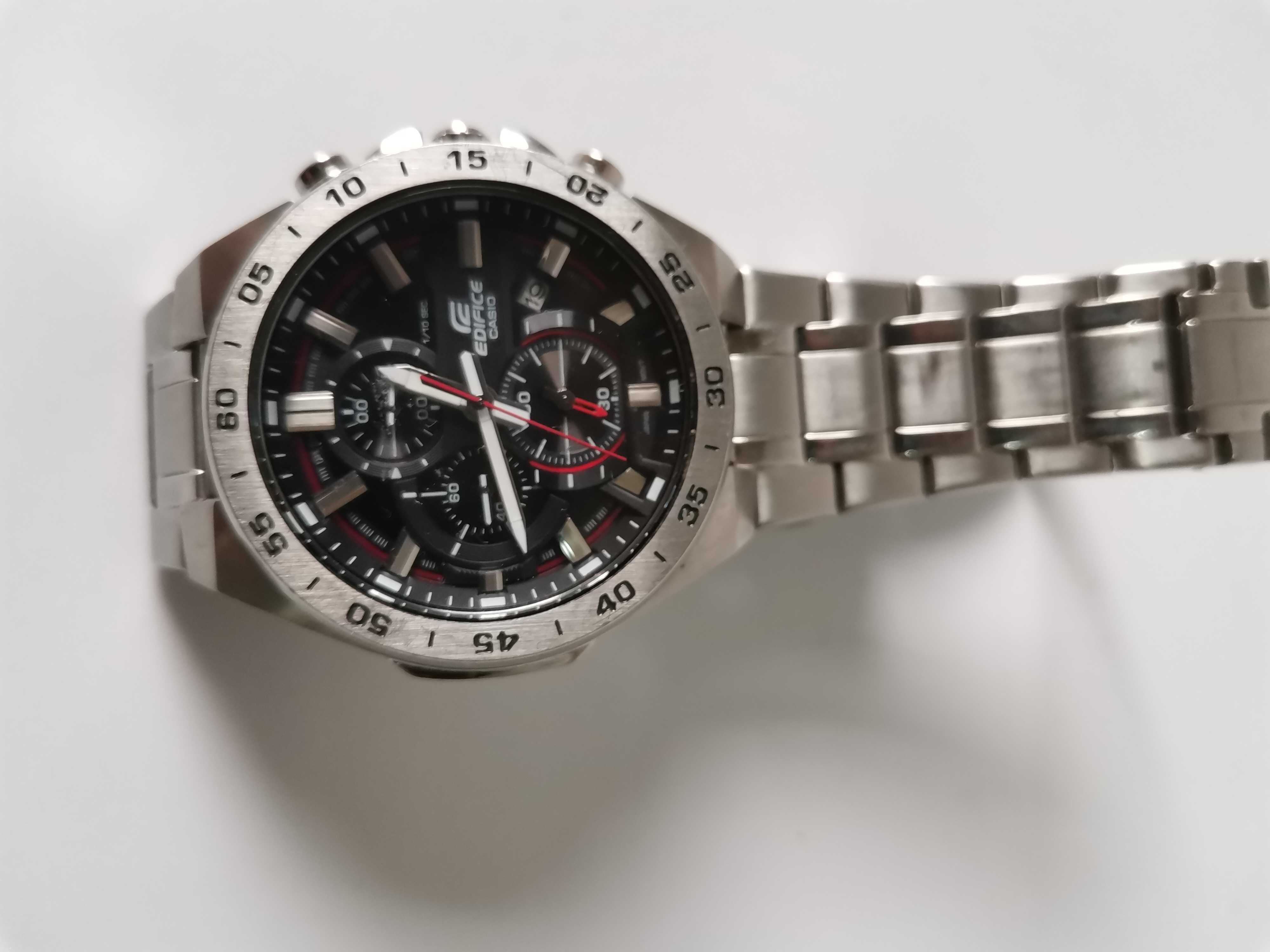 Zegarek Casio EDIFICE EFR-564