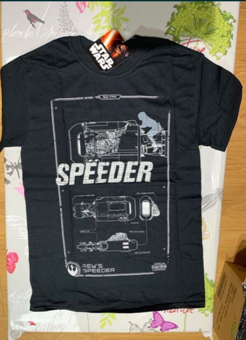 Vários modelos e tamanhos T-shirts Star Wars (Produto novo e embalado)