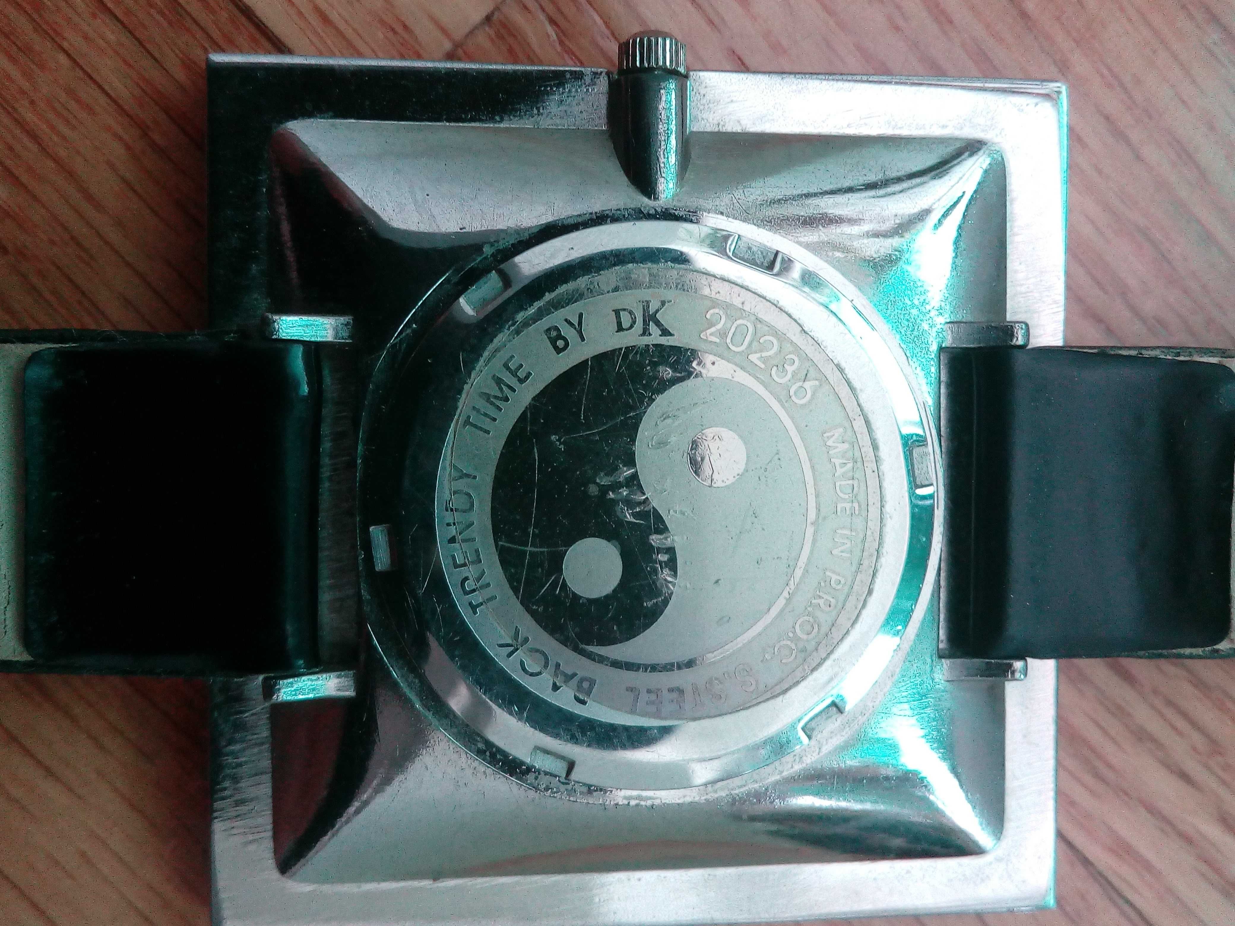 Годинник жіночий RQMAND 5132.