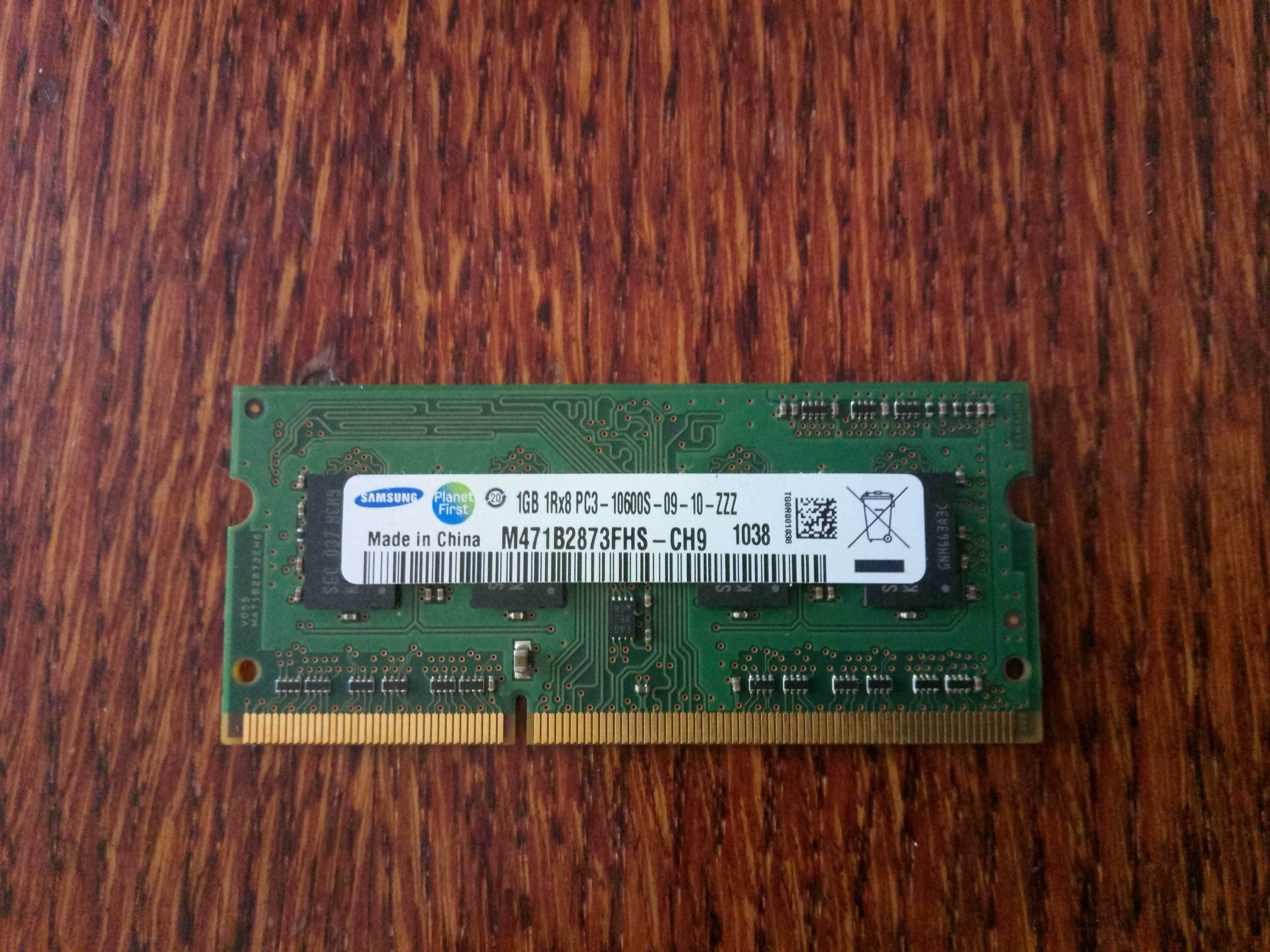 Оперативная память Samsung DDR3 1GB so-dimm