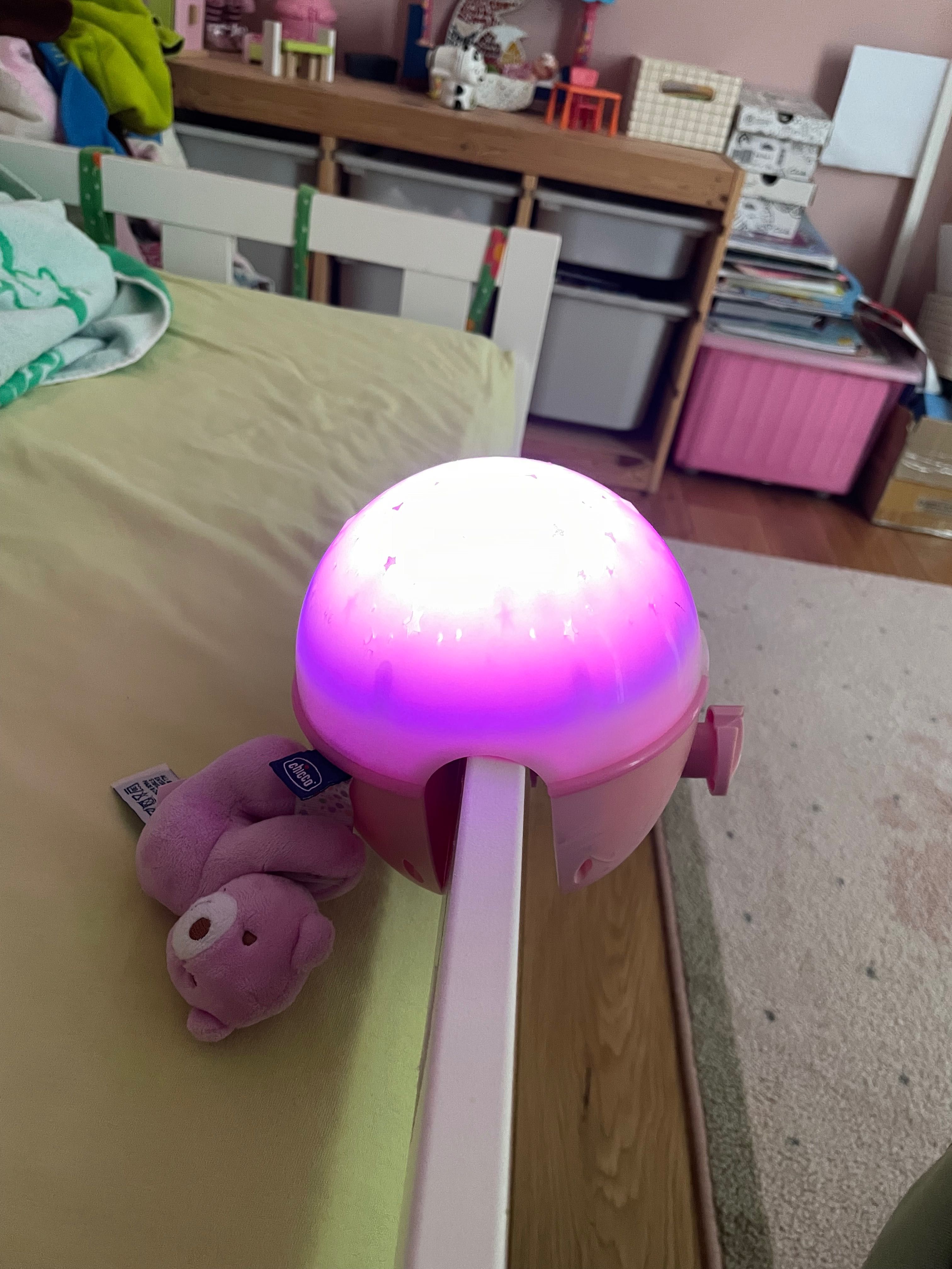 Музична іграшка нічник-проектор chicco