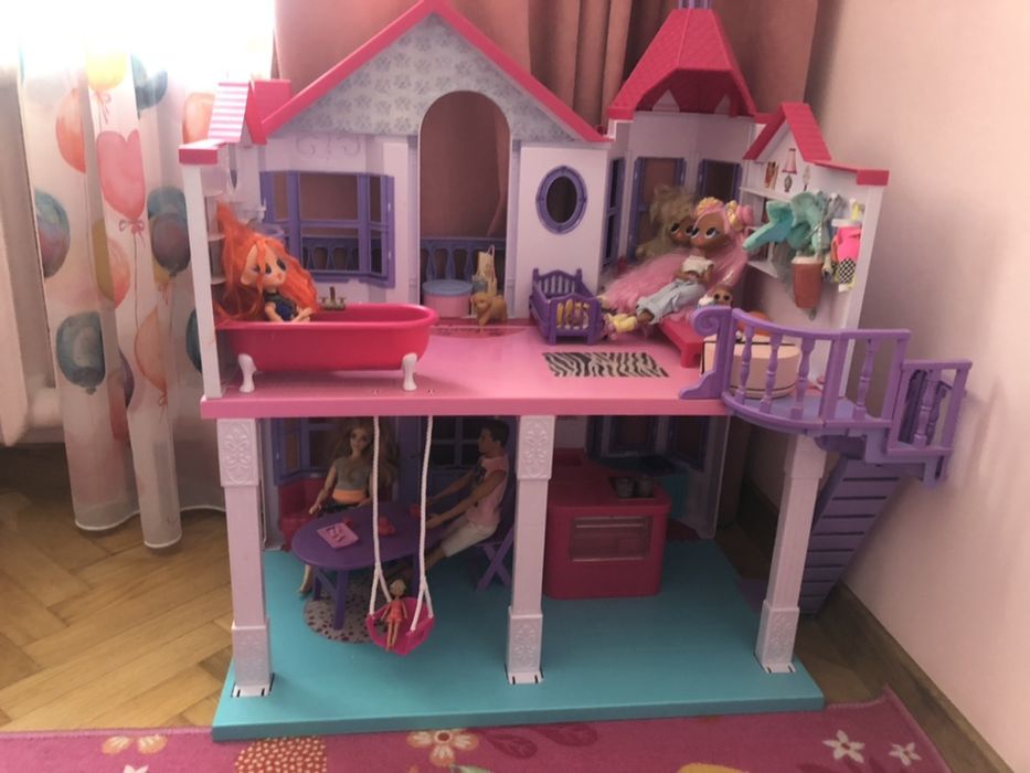 Будинок, будиночок для ляльок