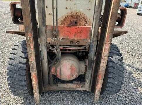 Навантажувач Nissan 2,5 Tonnen Dieselstapler mit Seitenschieber