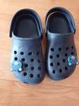Crocs azuis número 27