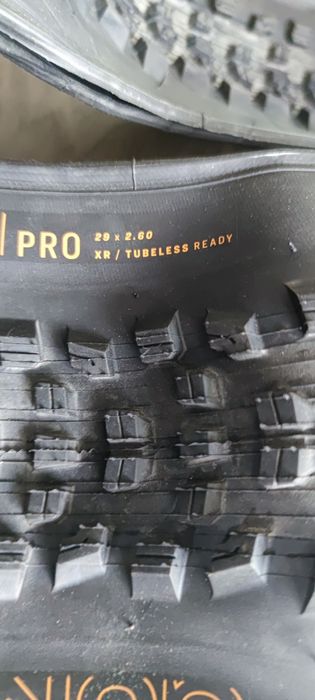 Opona Gunnison Pro XR TLR 29x2.60 nowa. Możliwość kupna 2 sztuk