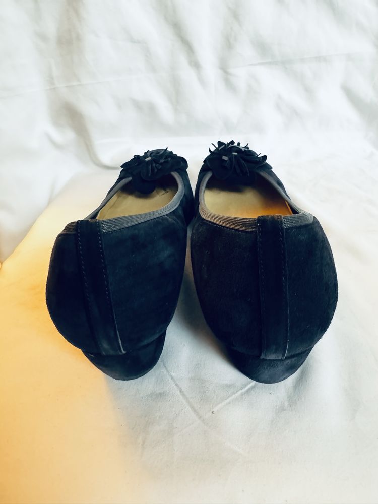 Czółenka Peter Kaiser 43 granatowe prawie nowe buty wizytowe