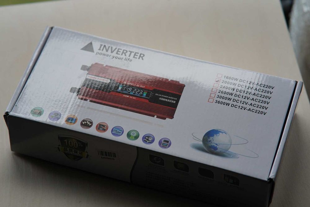 Інвертор, перетворювач напруги KME DC/AC 12-220v, 2000W з LCD дисплеєм