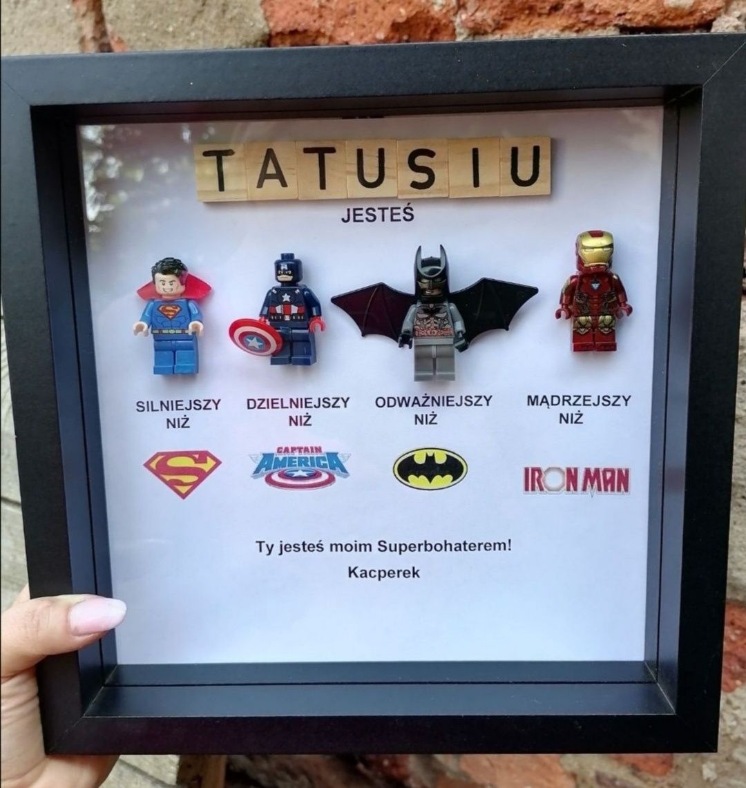 Ramka czarna na prezent dla Taty dzień ojca figurki jak lego Superman