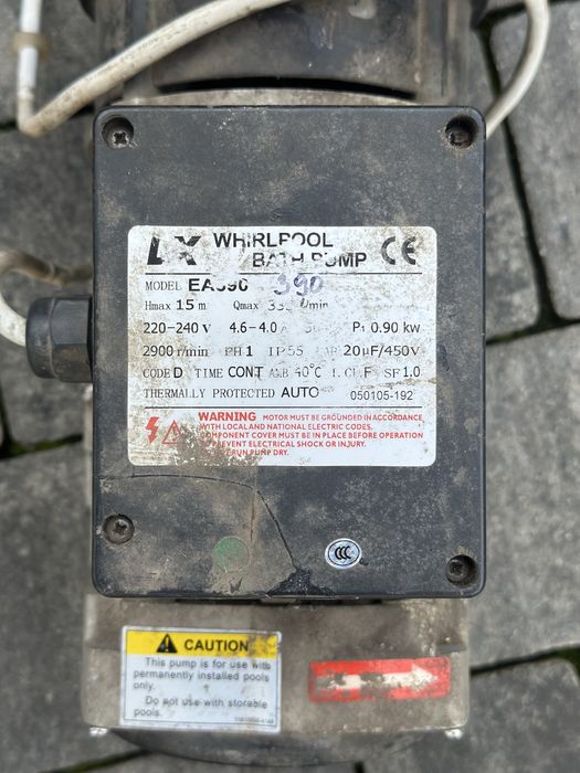 Silnik 0.9 kV z pompą do wody