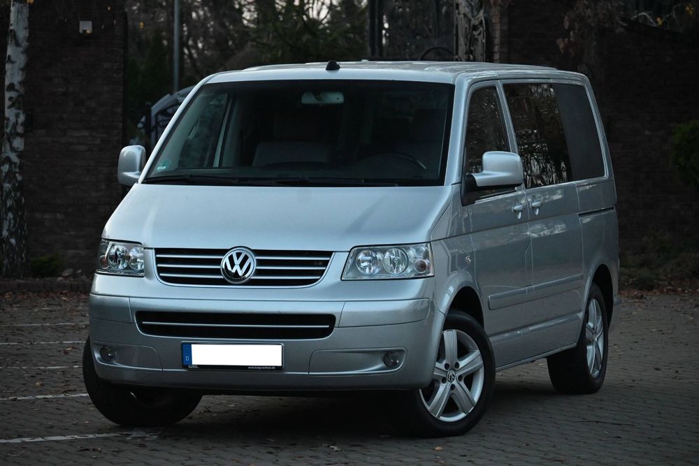 Volkswagen Multivan 2.5 TDI 174 KM DSG Multivan 7 Osób Stolik Serwis Full