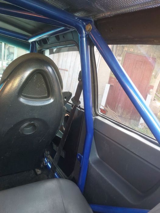 Продам подготовлиную машину для спорта Заз 1102