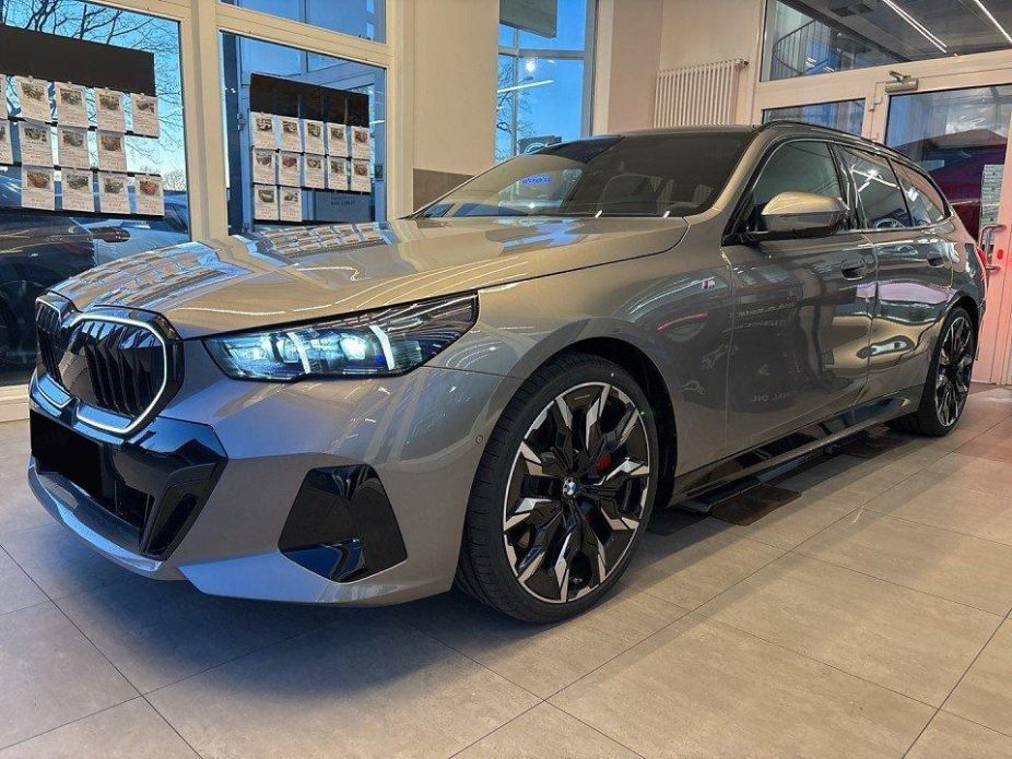 BMW Seria 5 540d xDrive M Sport 3.0 (303KM) | Systemy asystujące kierowcy Plus!